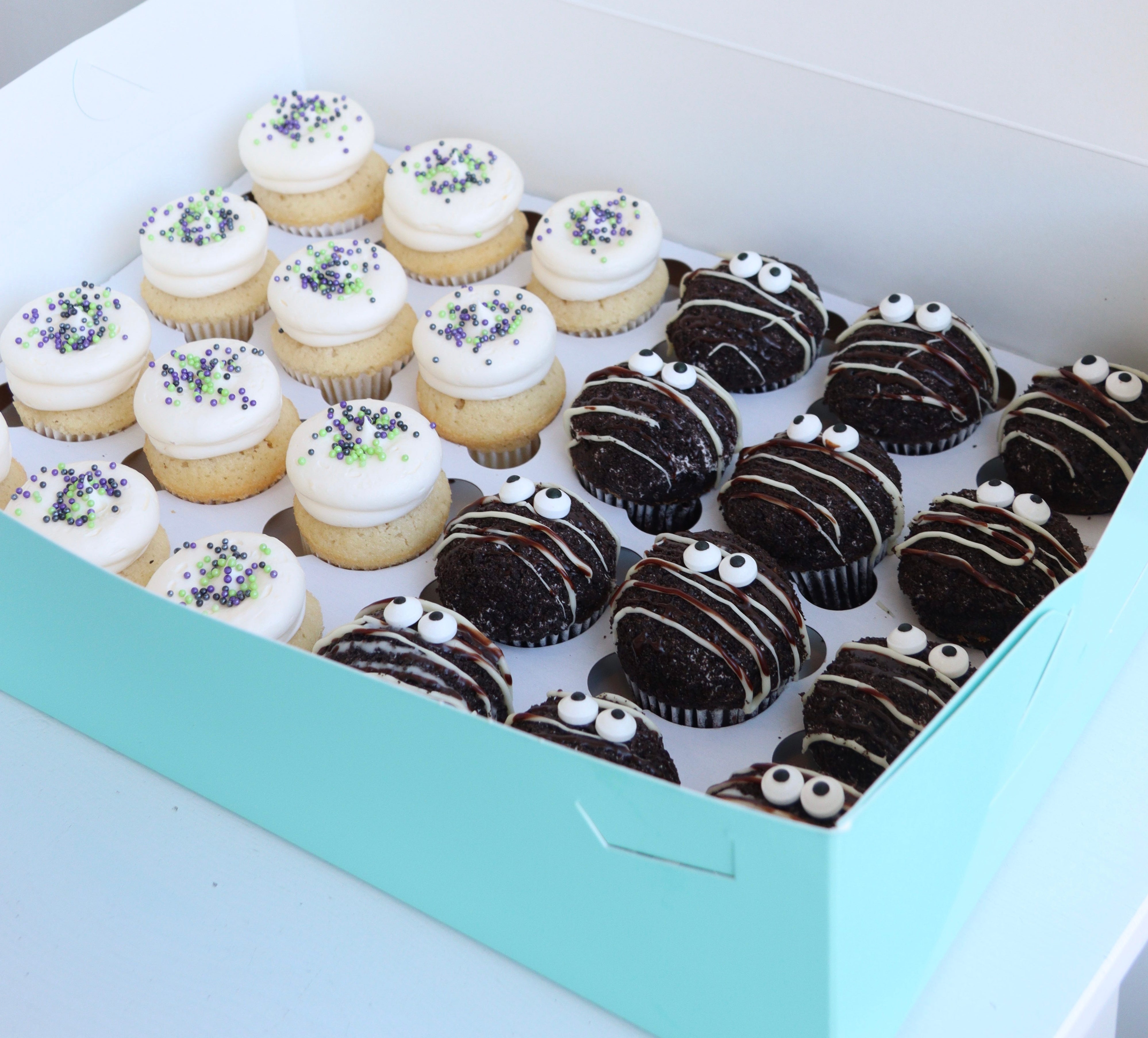 Halloween - mini cupcakes – Layers Cupcakes
